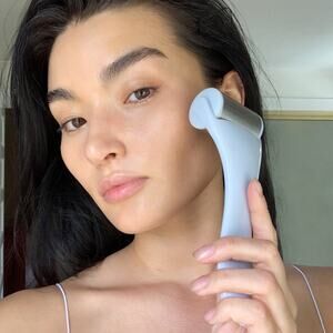 Zoë Ayla® Ice Roller Facial Serum Applicator Rejuvenation Beauty Tools NEW